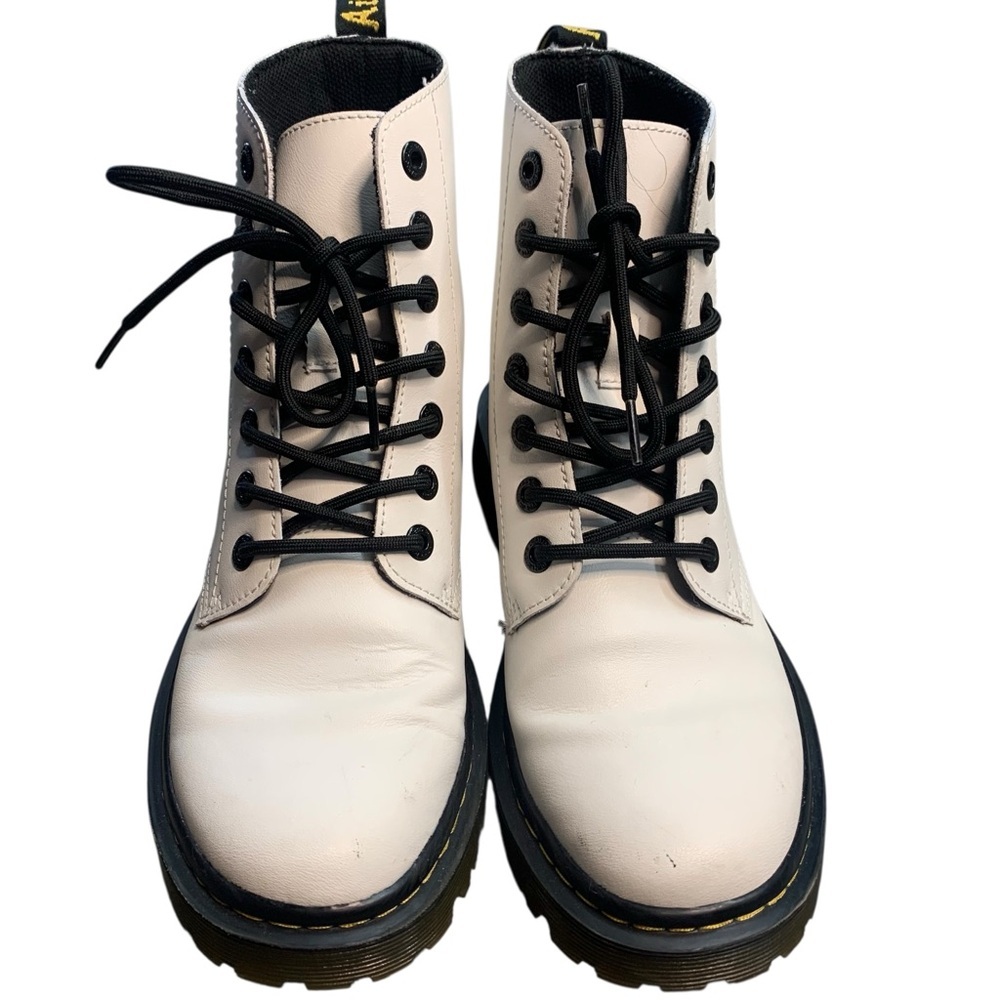 DR.‎ MARTENS Luana Off-White Leather Combat Boots Size 9